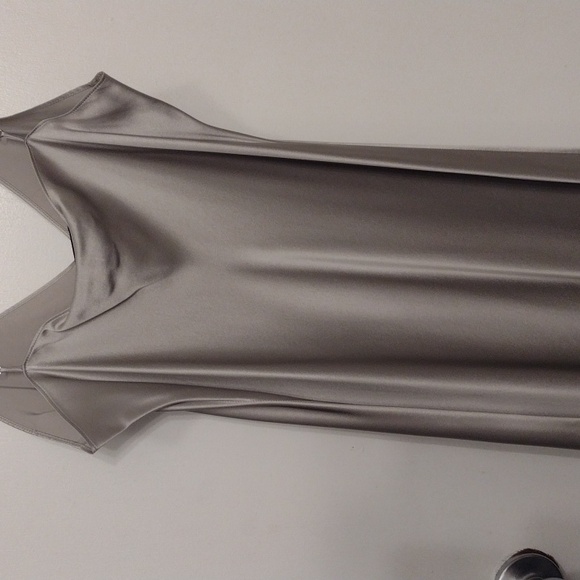 NEW NWOT Nili Lotan 100% Silk Short Cami Dress Pale Silver Silk Size Medium - Picture 12 of 16